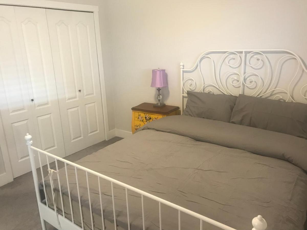 Large Suite With Separate Bathroom リッチモンド エクステリア 写真